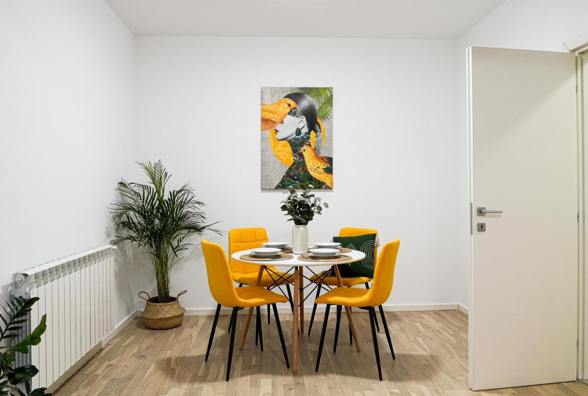 Apartment Gabi - Chic With Parking Close To Veranda Mall Bucharest