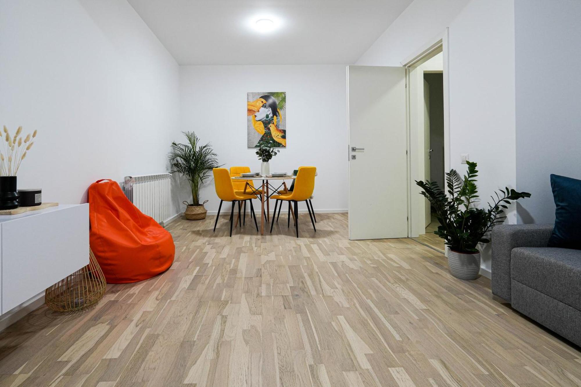 Apartment Gabi - Chic With Parking Close To Veranda Mall Bucharest